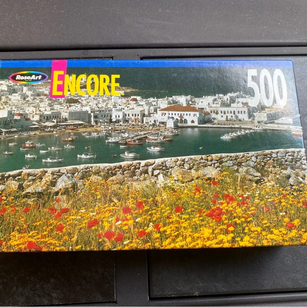 RoseArt encore Mykonos Harbor 500 Piece Puzzle New In Box